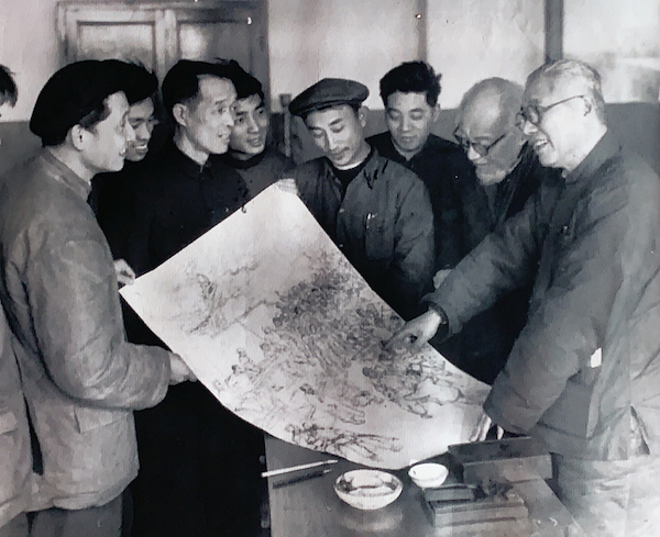 新中国美术70年｜汪观清《庆祝上海解放》
